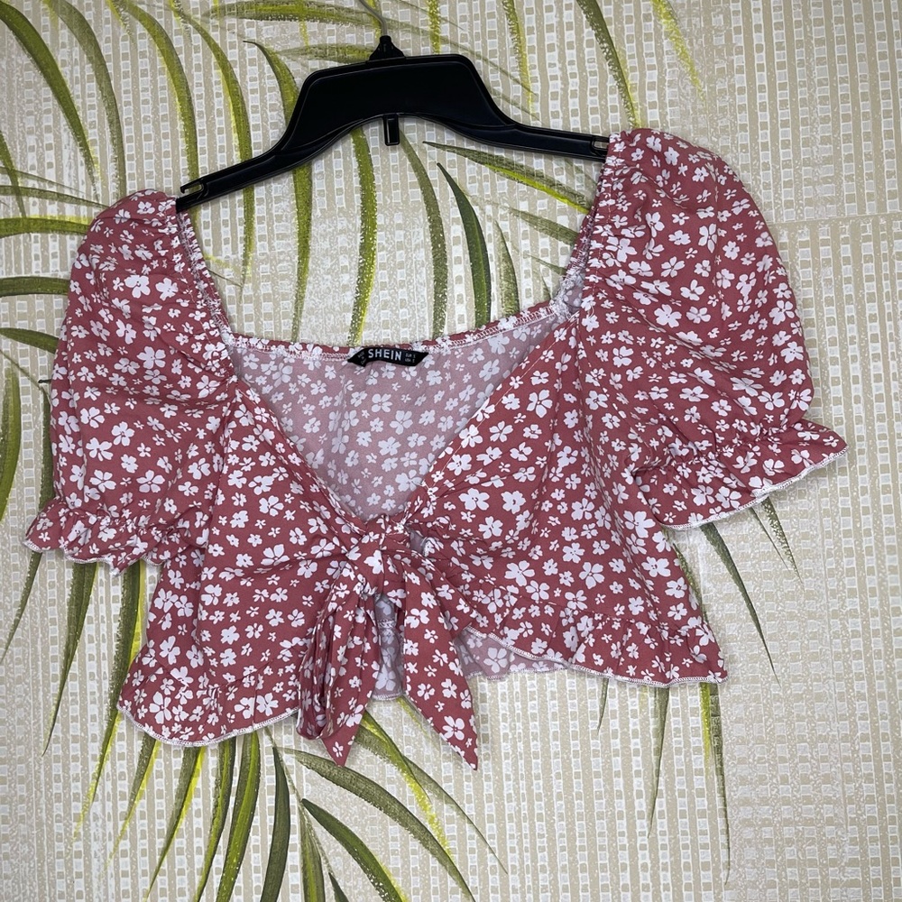 Shein tie front crop top pink and white Size S